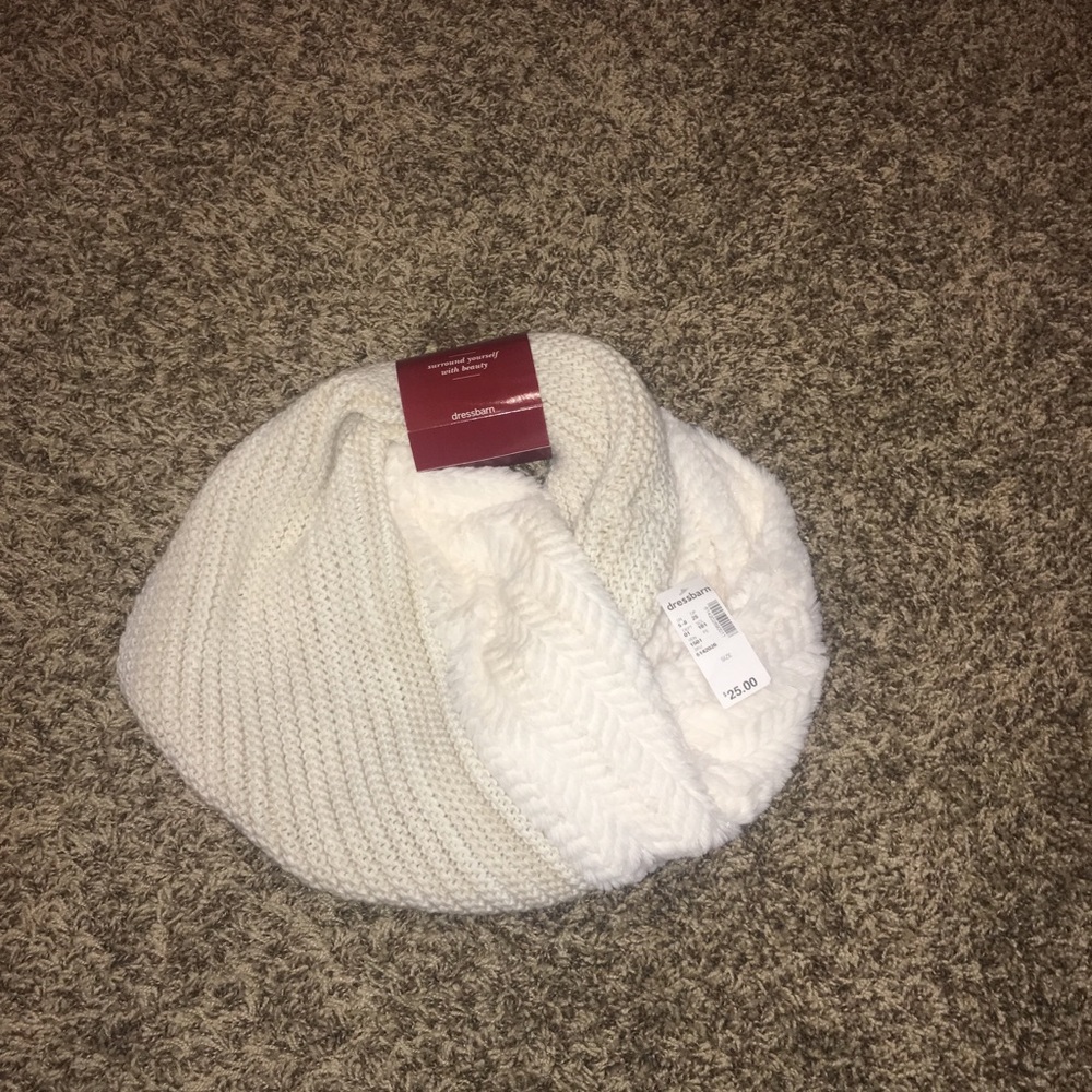 Soft Cream Scarf